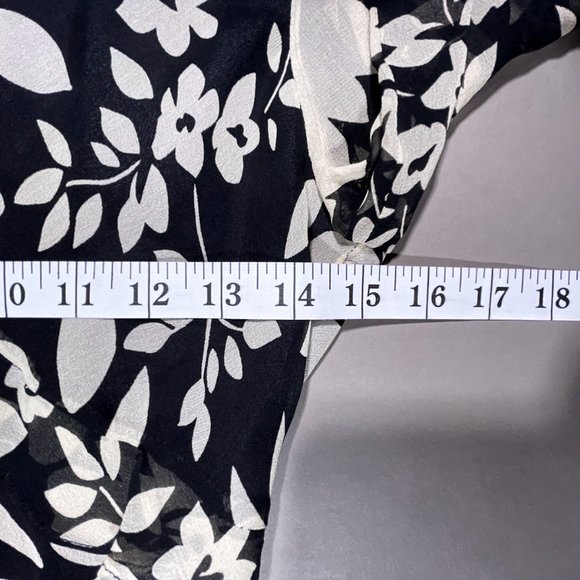 ICE Petite Dress with‎ Flower Design Size 4P - Picture 9 of 16